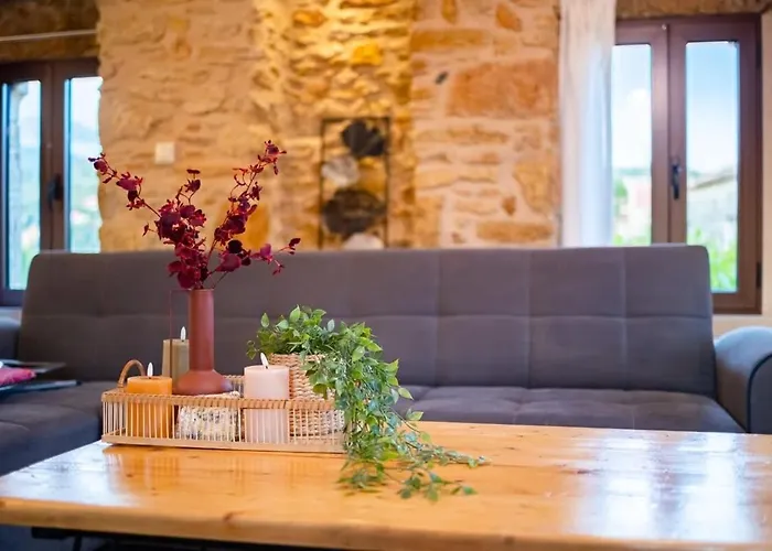 Mantineia Stone Villa-An Ethereal Getaway
