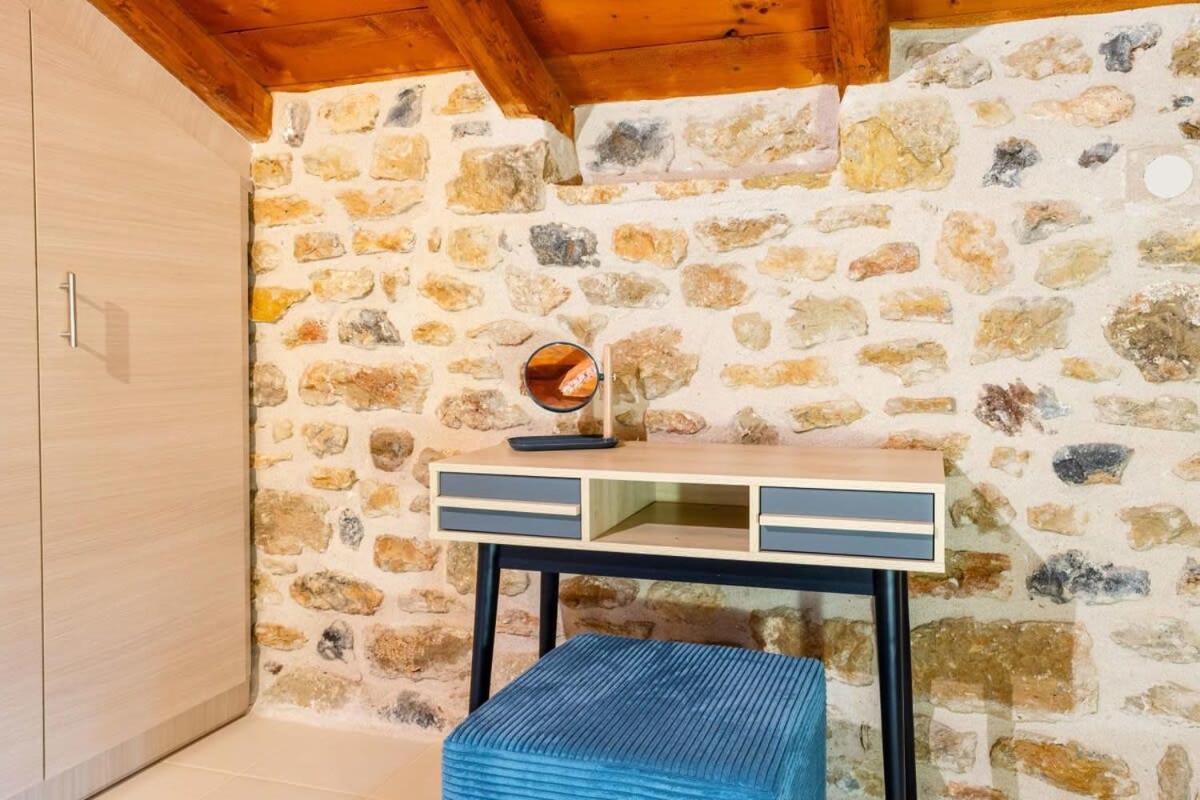 Mantineia Stone Villa-an Ethereal Getaway Holiday home